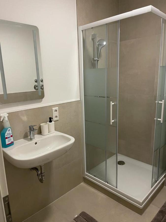 Monteurzimmer Mit Zwei Einzelnen Betten In Einer 3Zi Wohnung Mit Kuche Und Bad Osnabrück Extérieur photo