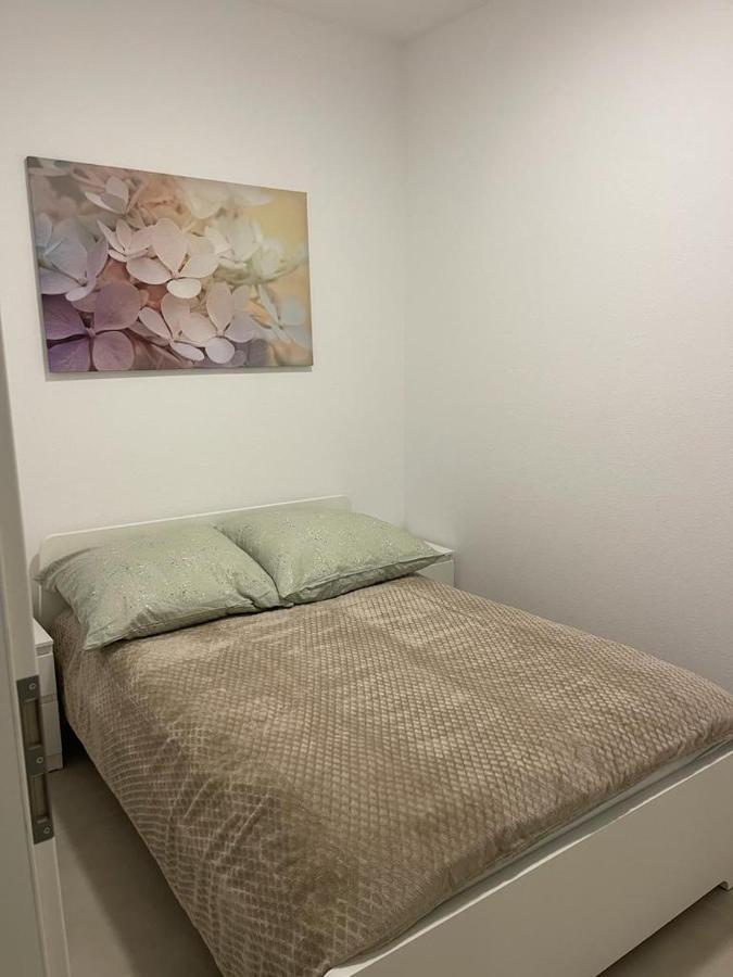 Monteurzimmer Mit Zwei Einzelnen Betten In Einer 3Zi Wohnung Mit Kuche Und Bad Osnabrück Extérieur photo